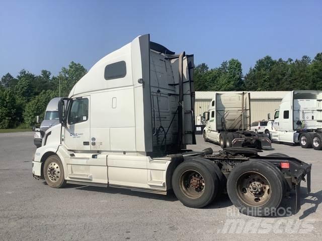 Volvo VNL Vilcēji