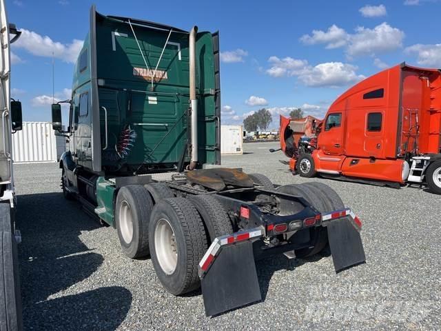 Volvo VNL Vilcēji