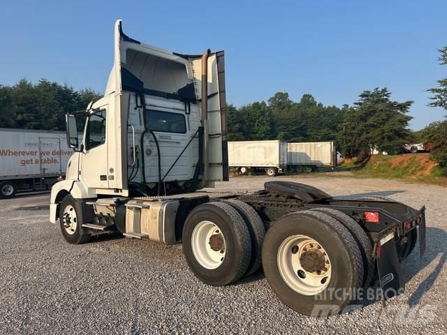Volvo VNL Vilcēji