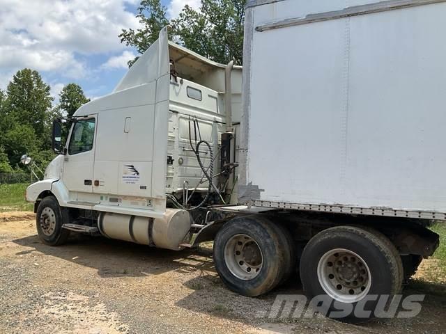 Volvo VNL Vilcēji