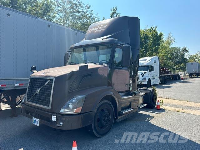 Volvo VNL Vilcēji
