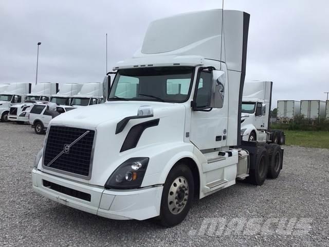 Volvo VNL Vilcēji