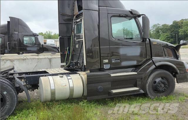Volvo VNL Vilcēji