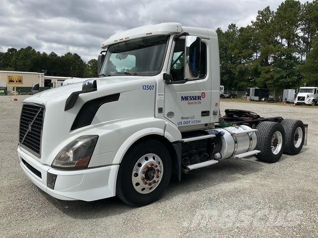 Volvo VNL Vilcēji