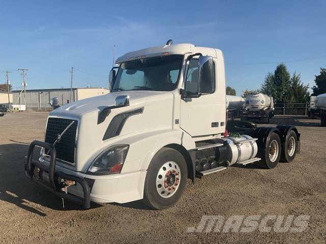 Volvo VNL Vilcēji