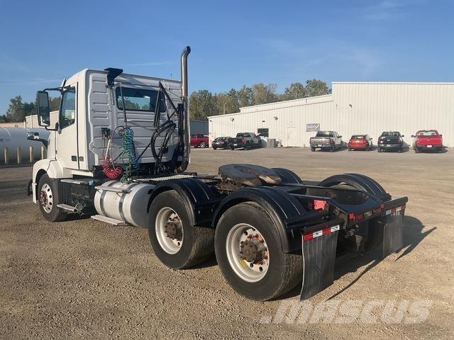 Volvo VNL Vilcēji