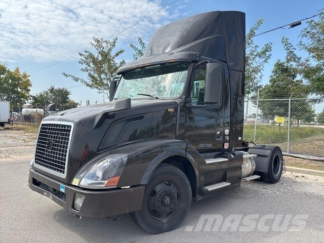 Volvo VNL Vilcēji