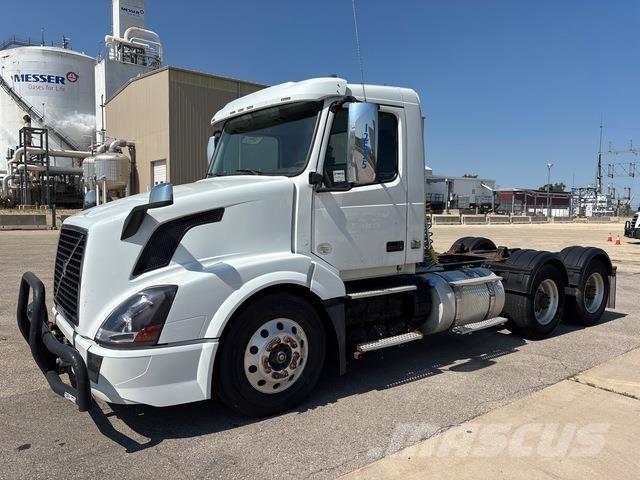 Volvo VNL Vilcēji