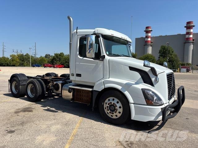 Volvo VNL Vilcēji