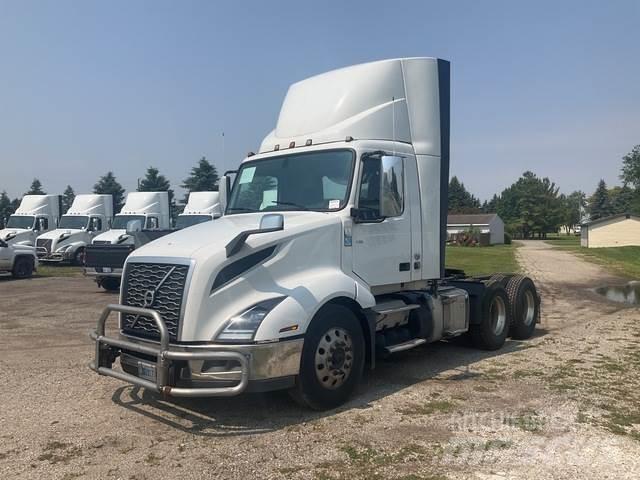 Volvo VNL 300 Vilcēji