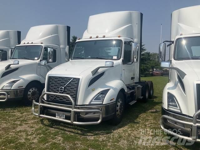 Volvo VNL 300 Vilcēji