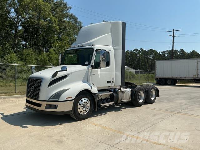 Volvo VNL 300 Vilcēji