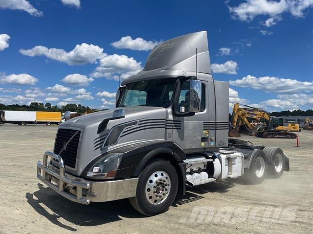 Volvo VNL 300 Vilcēji