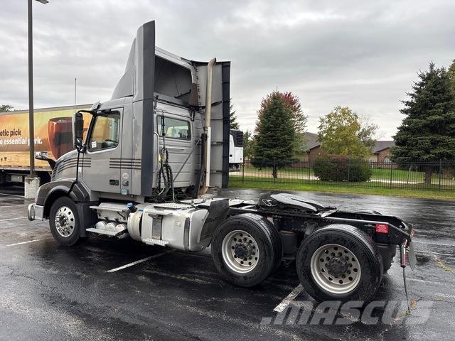 Volvo VNL 300 Vilcēji