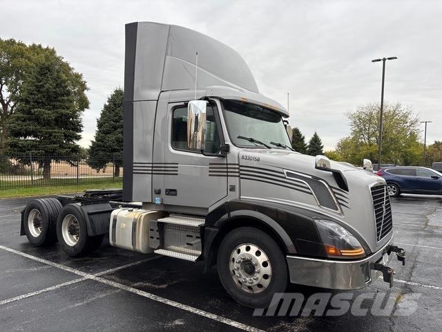 Volvo VNL 300 Vilcēji
