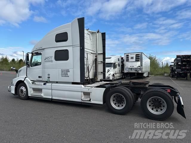 Volvo VNL 780 Vilcēji