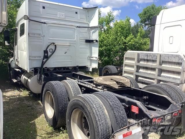 Volvo VNL740 Vilcēji