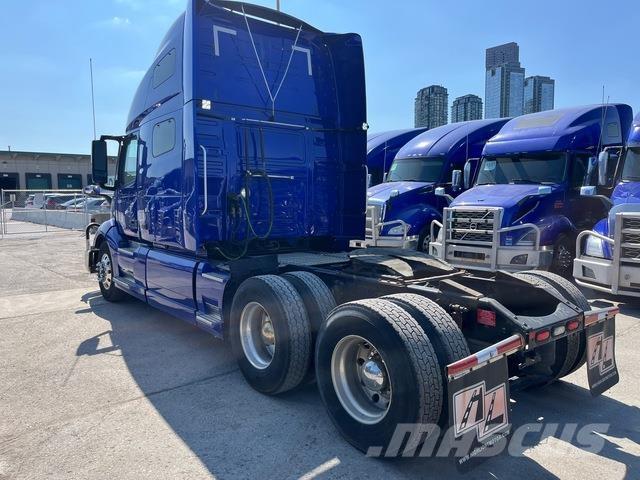 Volvo VNL760 Vilcēji