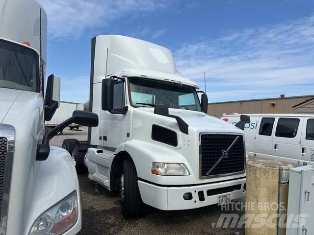 Volvo VNM Vilcēji