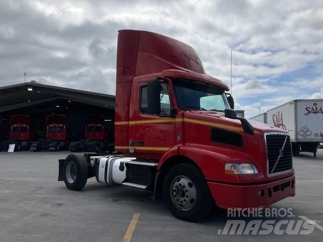 Volvo VNM Vilcēji