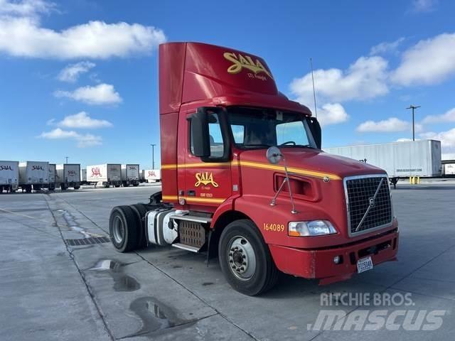 Volvo VNM Vilcēji