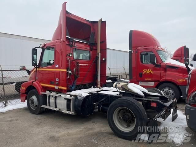 Volvo VNM Vilcēji