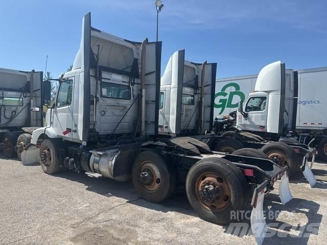 Volvo VNM Vilcēji