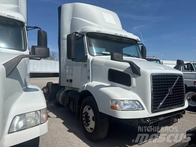 Volvo VNM Vilcēji