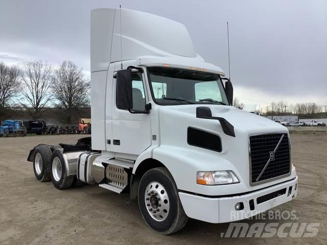 Volvo VNM Vilcēji