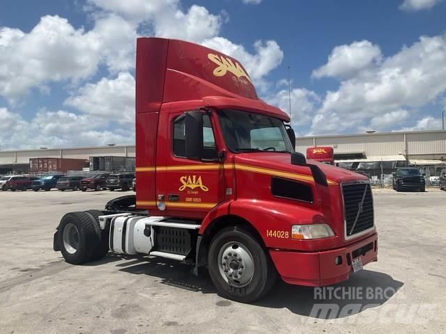 Volvo VNM Vilcēji