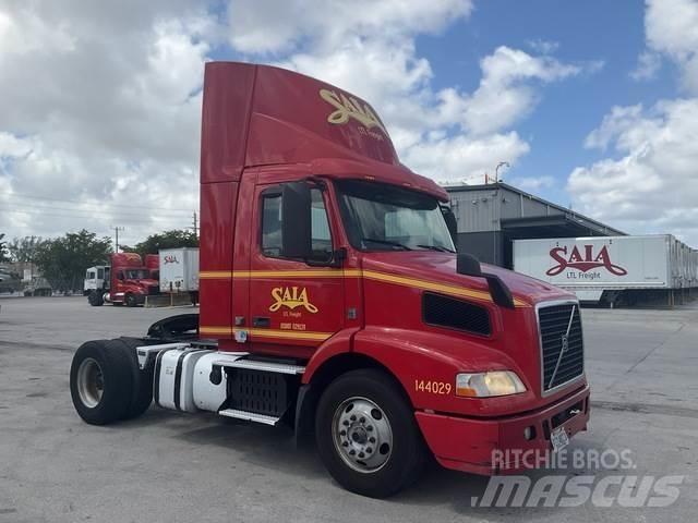 Volvo VNM Vilcēji