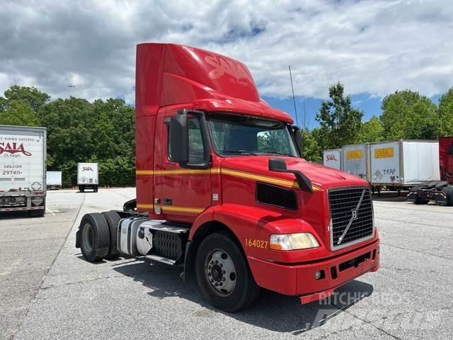 Volvo VNM Vilcēji