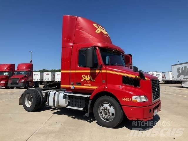 Volvo VNM Vilcēji