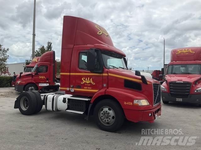 Volvo VNM Vilcēji