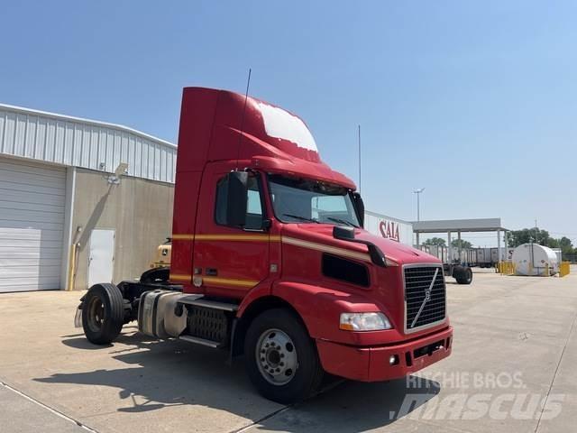 Volvo VNM Vilcēji