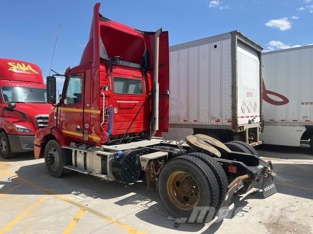 Volvo VNM Vilcēji