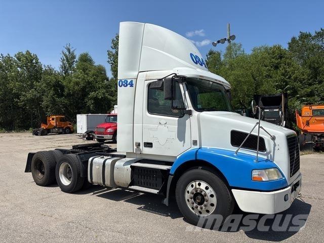 Volvo VNM Vilcēji