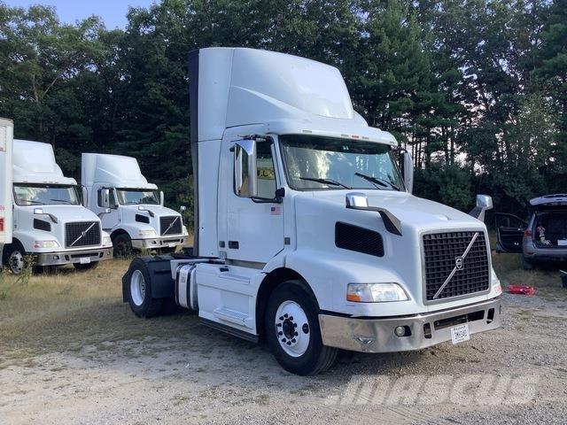 Volvo VNM Vilcēji