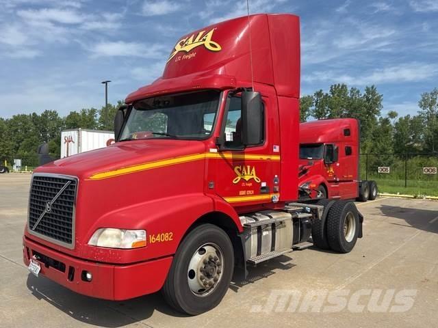 Volvo VNM42T Vilcēji