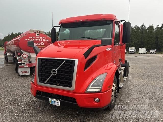 Volvo VNR Vilcēji