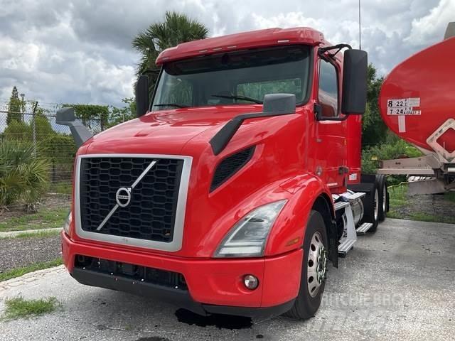 Volvo VNR Vilcēji