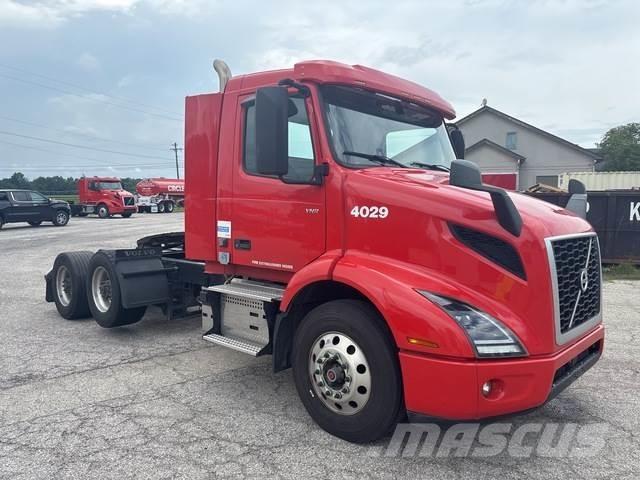 Volvo VNR Vilcēji