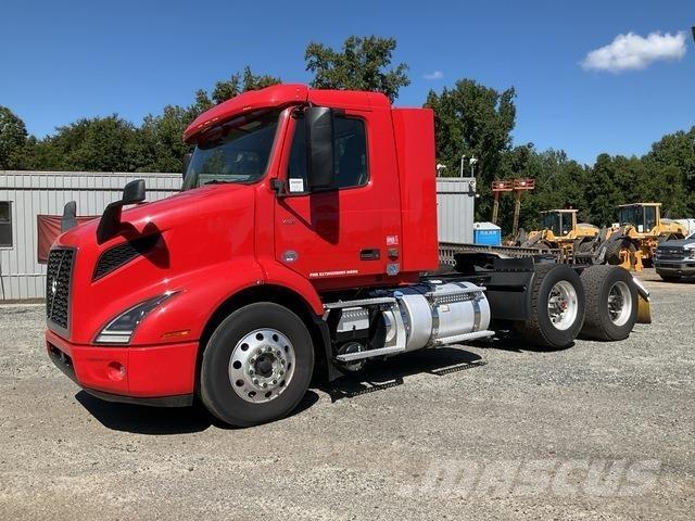 Volvo VNR Vilcēji