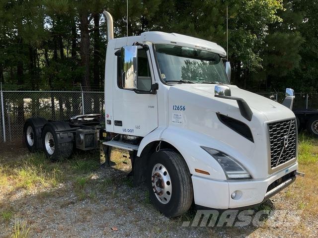 Volvo VNR Vilcēji