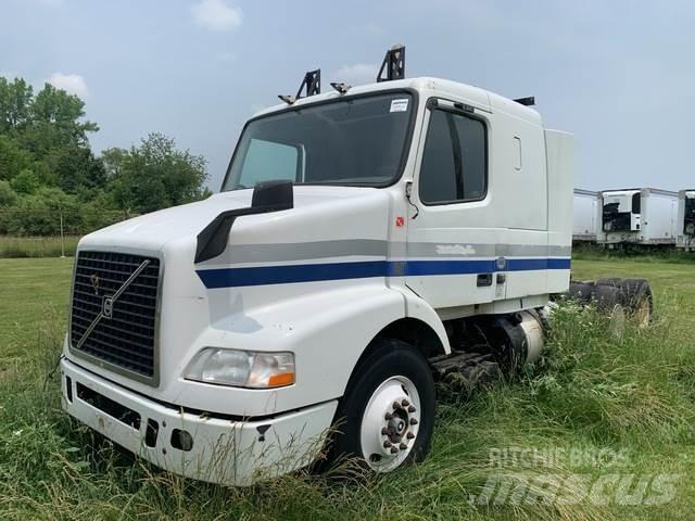 Volvo VNR64T Vilcēji