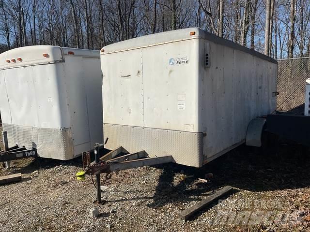 Wells Cargo  Furgons