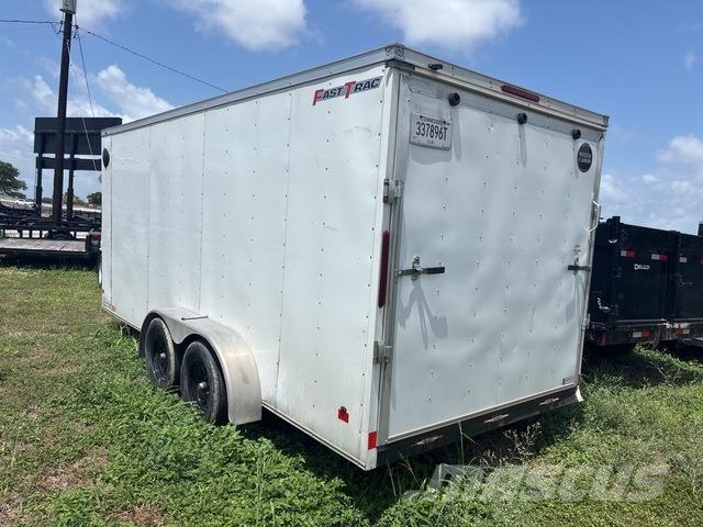 Wells Cargo  Furgons