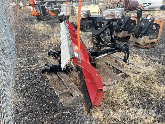 Western  Sniega naži un tīrītāji