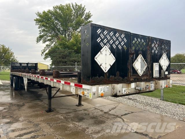 Wilson CF-900 Platformas/izkraušana no sāniem