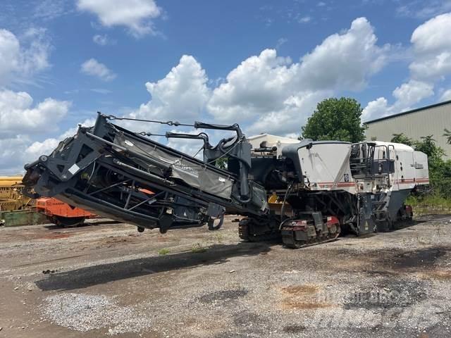 Wirtgen W220 Asfalta dzesēšanas iekārtas